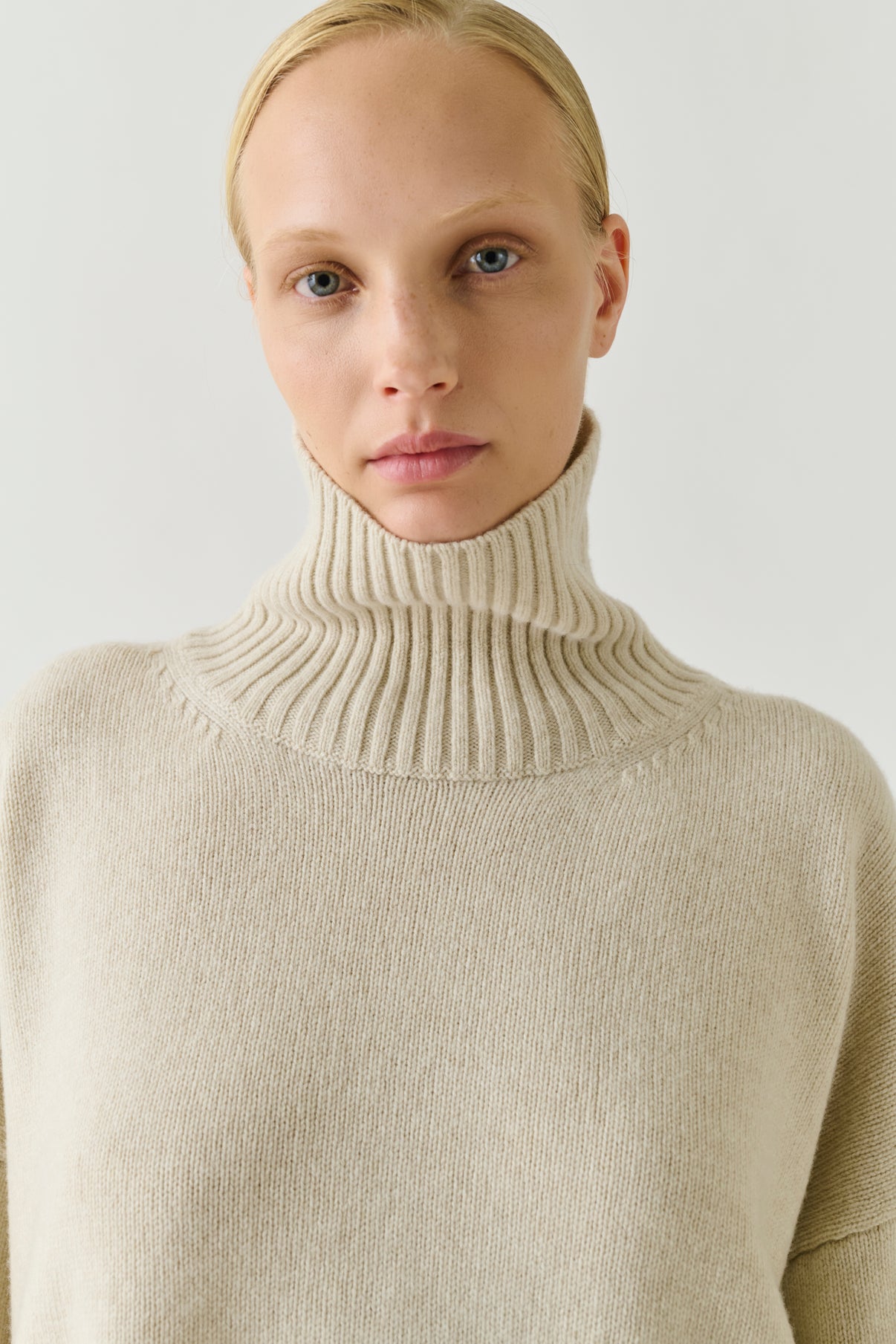 William pullover - Écru Marl Merino Wool High collar - Soeur vue 3